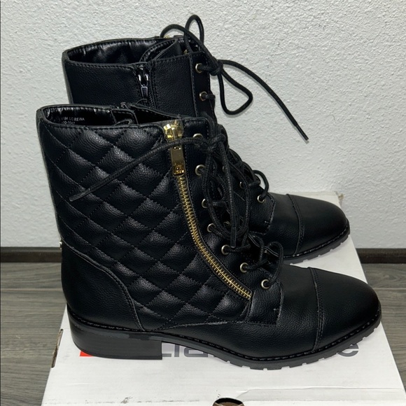 Liz Claiborne Reina Women's Black Lace-Up Boots - Picture 4 of 5